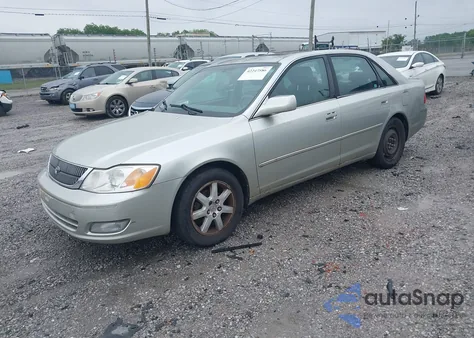 2001 Toyota Avalon Xls z USA, uszkodzony, nr VIN 4T1BF28B91U144533